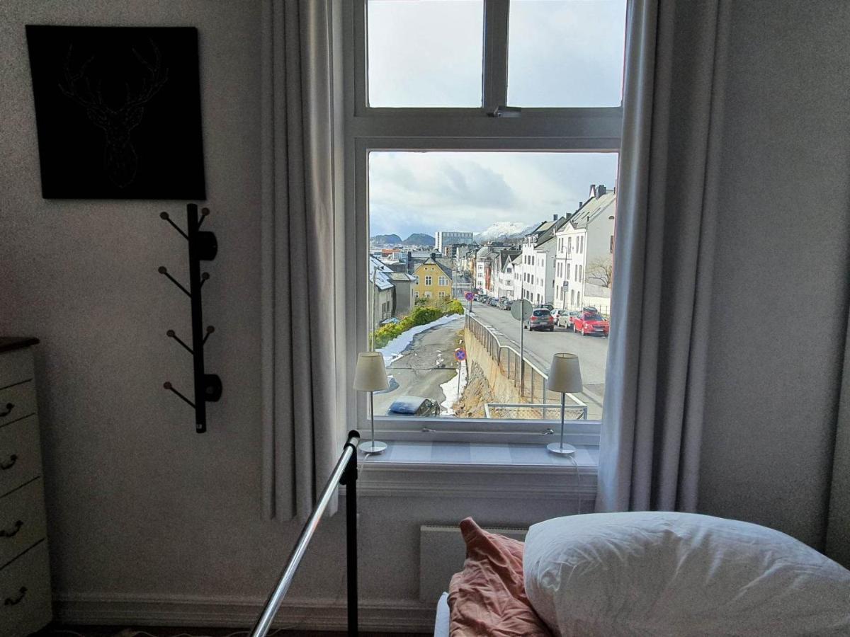 Ocean View, Central, Rustic Alesund Exterior photo